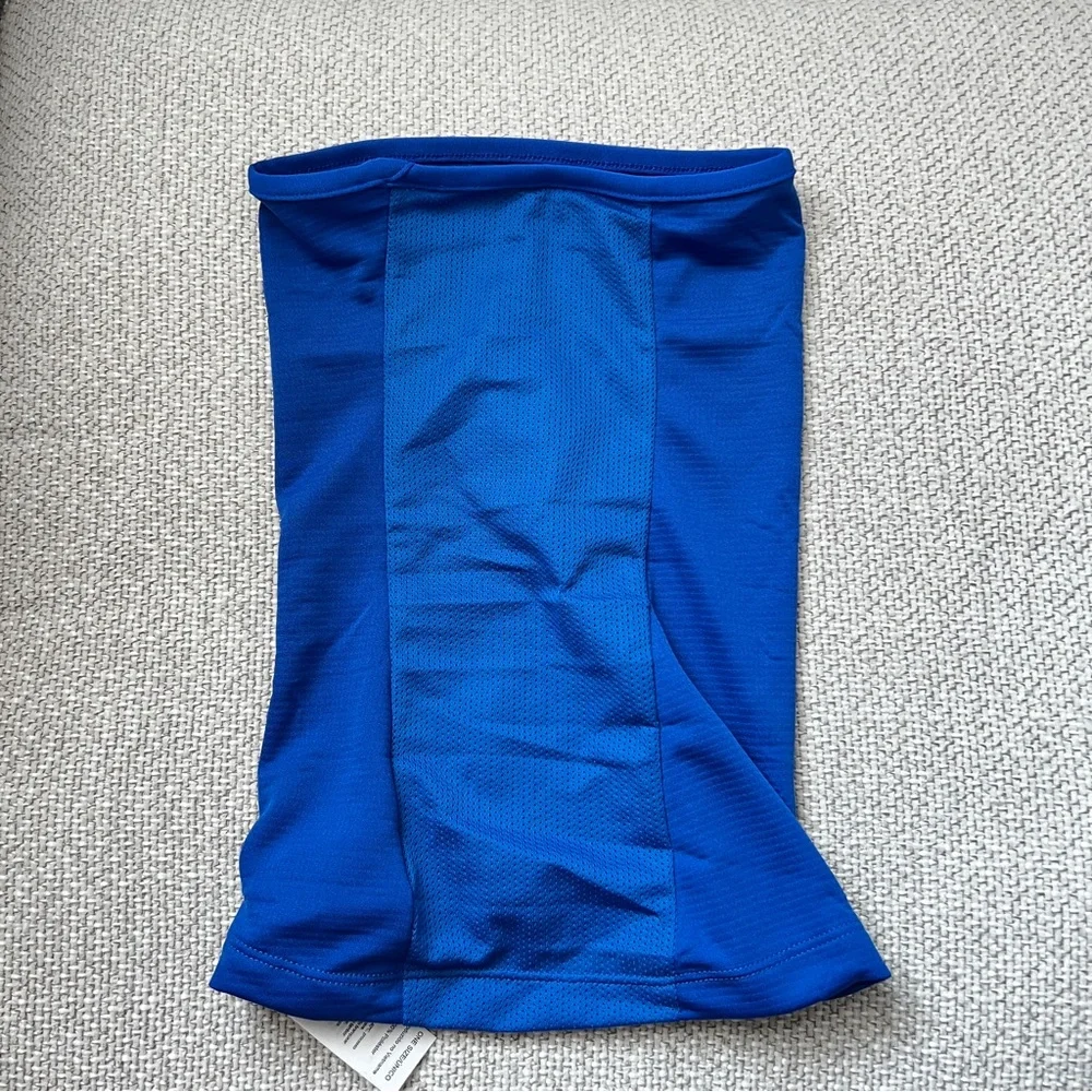 ASICS Vibrant Blue Sports Gaiter